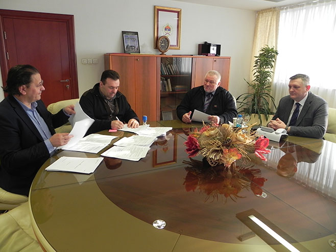 Trebinje, potpisan ugovor - Foto: RTRS