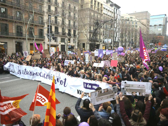 Španija: Feministički štrajk u Barseloni (Foto: El Pais) - 