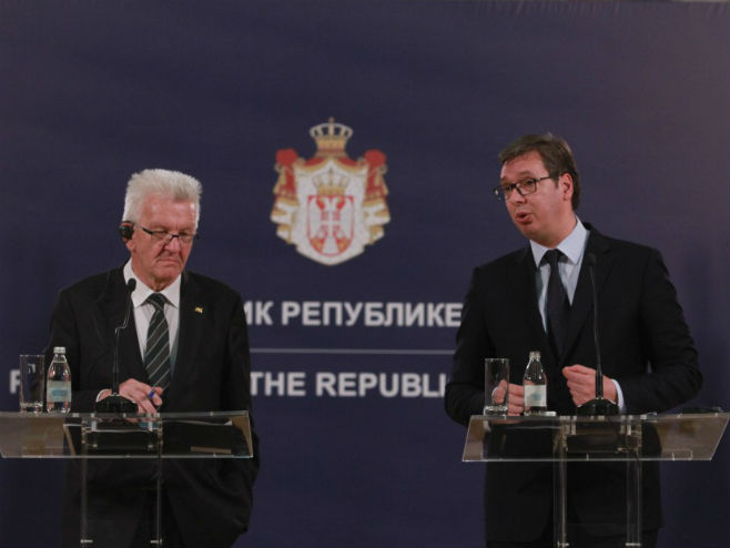 Krečman i Vučić - Foto: Beta