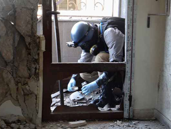 Inspektori OZHO u Siriji - Foto: AFP