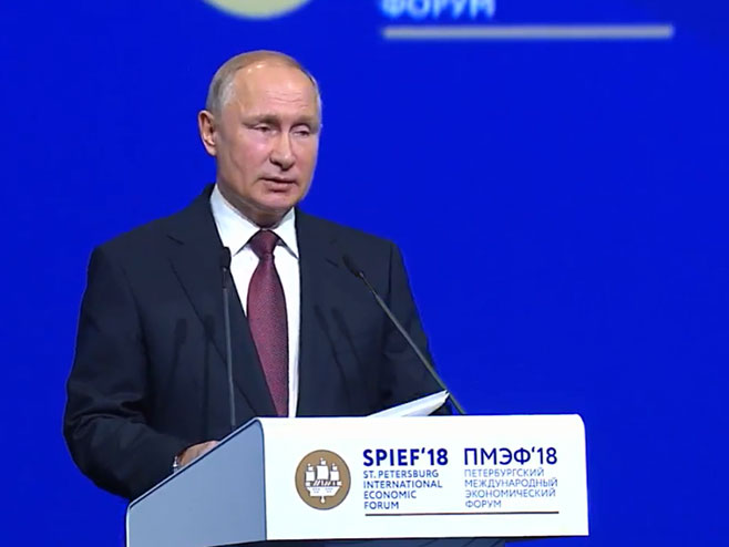 SPIEF, Putin - Foto: RTRS
