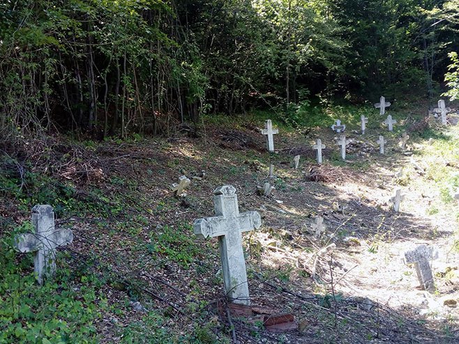 Kakanj, pravoslavno groblje u selu Subotinje - 