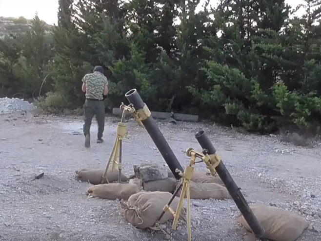 Mortar 120mm u Siriji (foto: twitter.com/julianroepcke) - 