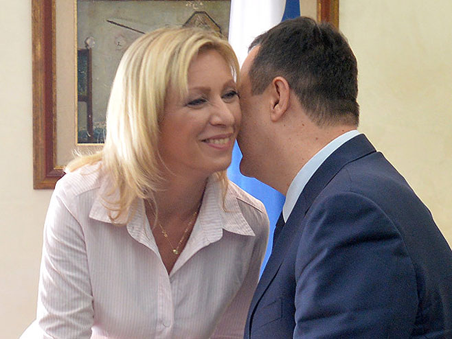 Zaharova i Dačić (foto: rs.sputniknews.com) - 