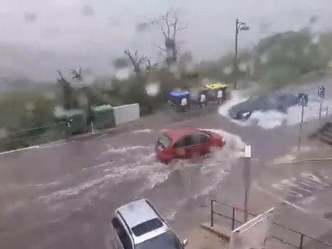 Potop u Labinu (foto: facebook.com/pg/istramet) - 