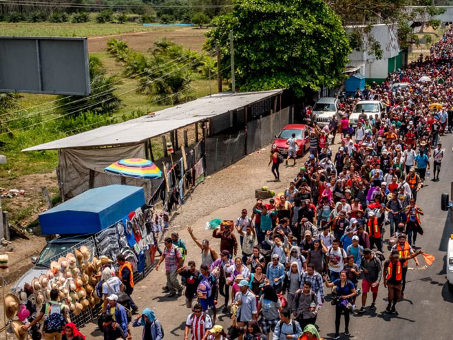 Karavan izbjeglica iz Hondurasa u Meksiku  (Foto: Luc Forsyth for BuzzFeed News) - 