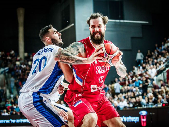 Raduljica nezaustavljiv u prodoru (foto: FIBA) - 