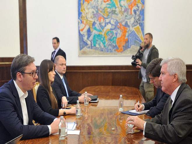 Sastanak sa ambasadorom Sjedinjenih Američkih Država (Foto:www.predsednik.rs) - 