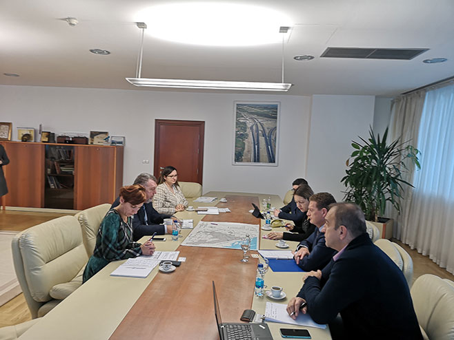 Neđo Trninić i delegacija Svjetske banke - Foto: SRNA