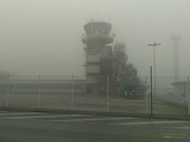 Međunarodni aerodrom Sarajevo (foto: radiosarajevo.ba) - 