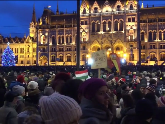 Protesti u Mađarskoj (foto: washingtonpost.com / video screenshot) - 