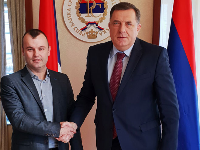 Milorad Dodik i Mladen Grujičić (Foto: atvbl.com) - 