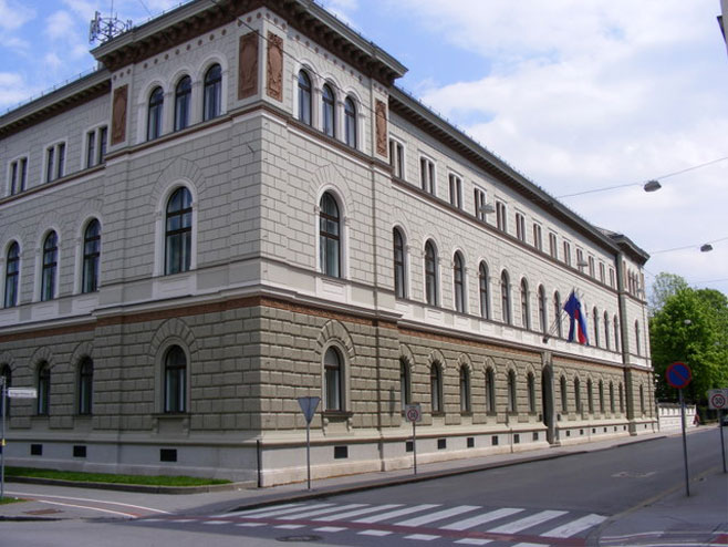 Vlada Slovenije (foto: gov.si) - 