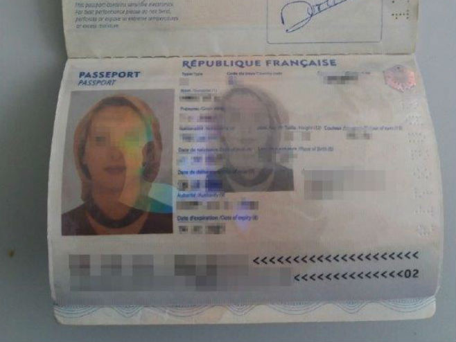 Lažni pasoš državljanke Irana - Foto: SRNA