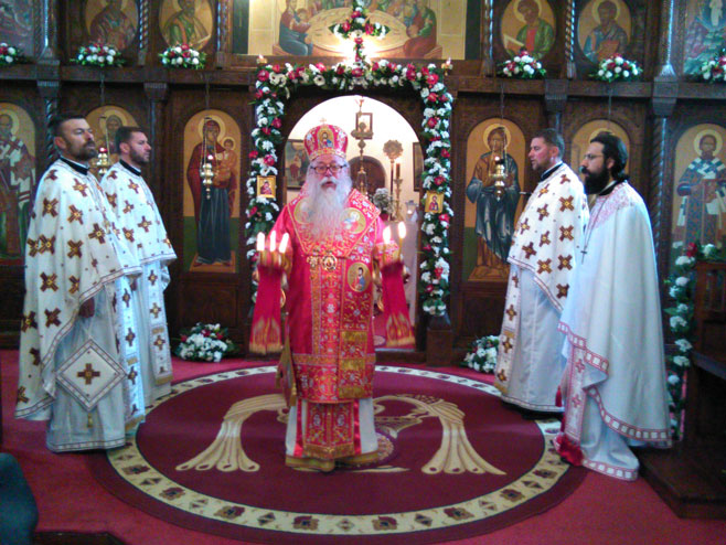 Mitropolit Hrizostom služi liturgiju, Crkva Svetog proroka Ilije Sokolac - Foto: SRNA