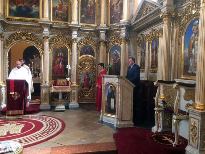 Dodik u posjeti crkvi Svetog Georgija u Budimpešti - Foto: RTRS
