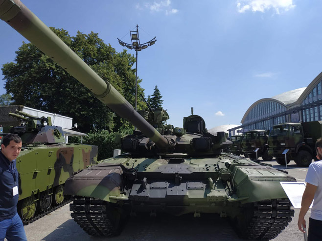 Tenk M-84 AB (foto: Srbija Danas) - 