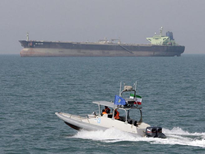 Iran: zauzeli smo strani brod (foto:Vahid Salemi) - 