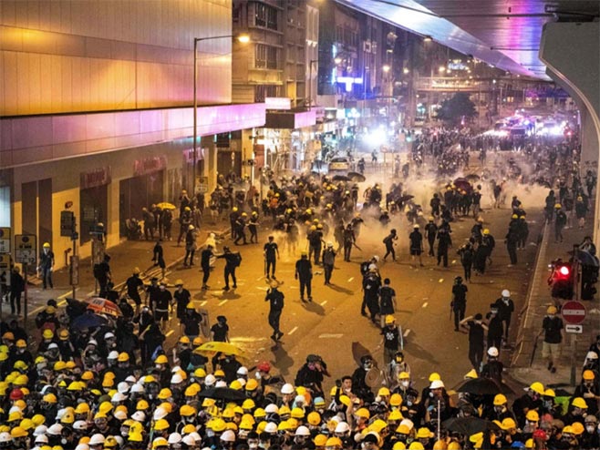 Protesti u Hong Kongu (foto:AFP) - 