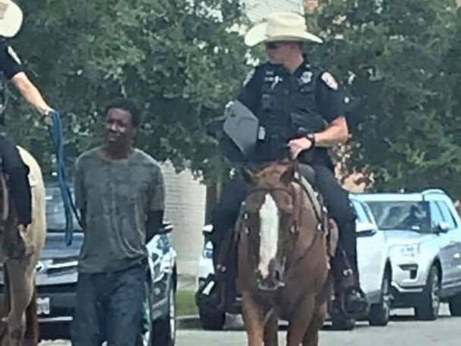Teksas: Policija vodila Afroamerikanca vezanog konopcem - Foto: Twitter