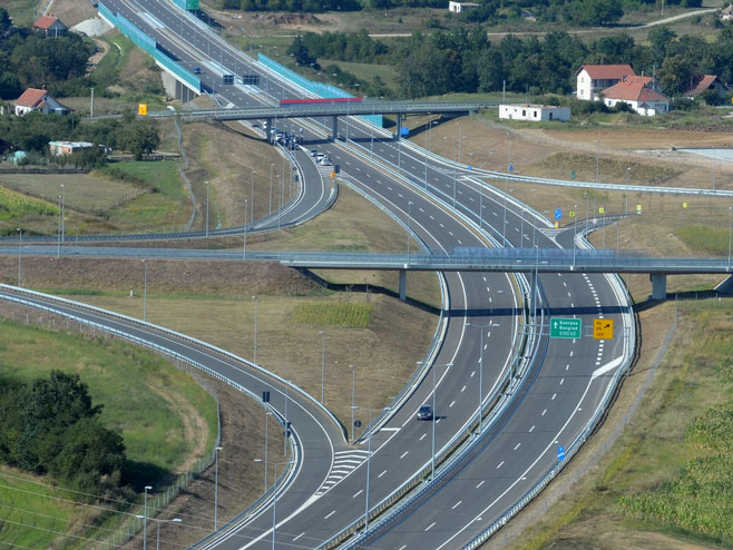 Autoput Miloš Veliki, Srbija (foto: D. Goll / Tanjug) - 