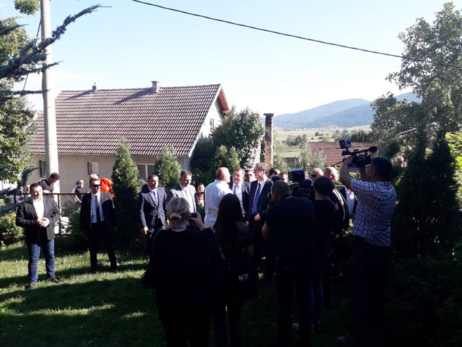 Dodik i Vučić posjetili rodnu kuću Gavrila Principa - Foto: RTRS