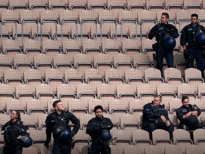 Policija Minhena (foto:vesti-online.com) - 