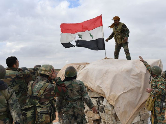 Sirijska vojska (foto: Sputnik / Mihail Voskresenskiй) - 
