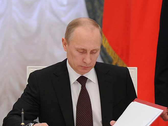 Vladimir Putin (foto: Sputnik / Mihail Klimentьev) - 