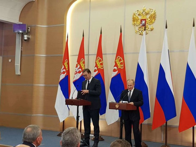 Vučić i Putin (foto: Sputnik / Olivera Ikodinović) - 