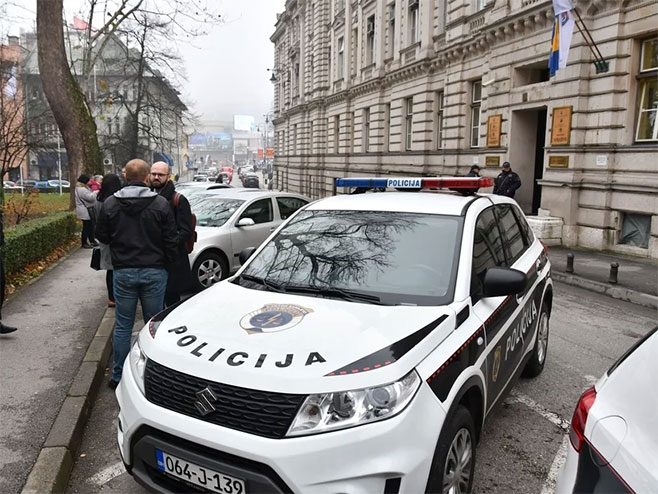 Vlada Kantona Sarajeva - policija - Foto: klix.ba