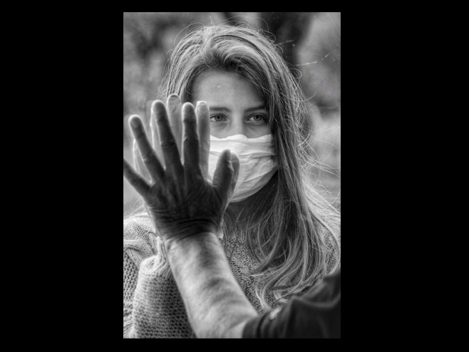 Fotografija "Ruke", autora Marije Bogdanović - Foto: SRNA
