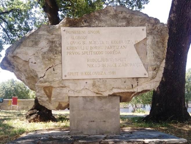U Splitu razbijen spomenik Prvom partizanskom odredu (Foto: Dalmacija Danas) - 