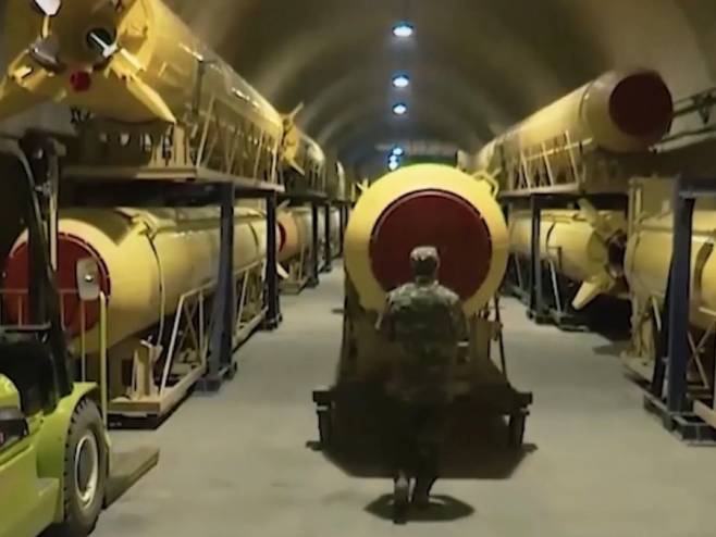 Podzemno skladište projektila (foto: iranian.com) - 