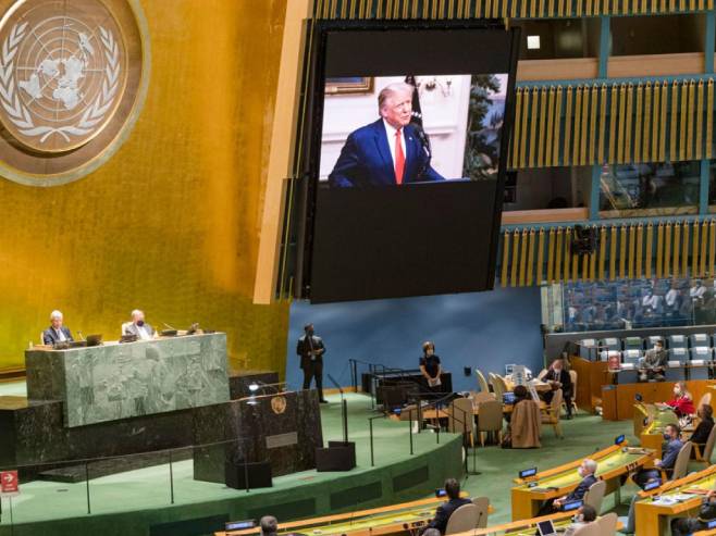 Obraćanje Trampa putem vdeo linka u UN-u (Foto: UN Photo/Rick Bajornas) - 