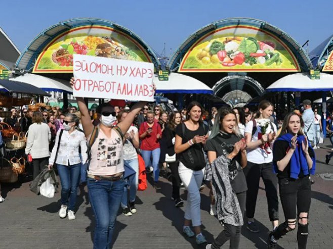 Protesti (Foto: Mihail Voskresenskiй) - 