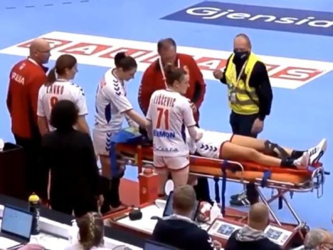 Povreda Andree Lekić (foto:EHF) - 