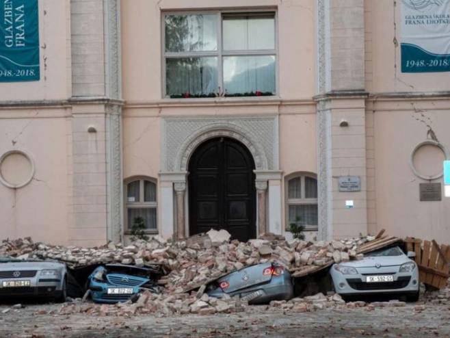 Hrvatska - zemljotres (foto: TATJANA ĐORĐEVIĆ SIMIĆ) - 