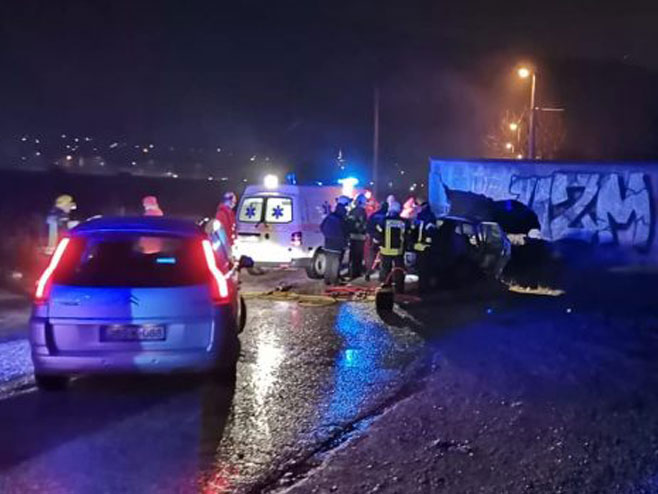 Teška nesreća u Mostaru (foto: PVP Mostar) - 