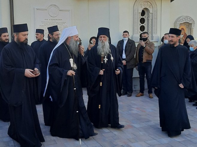 Patrijarh Porfirije u Manastiru Јasenovac - Foto: RTRS