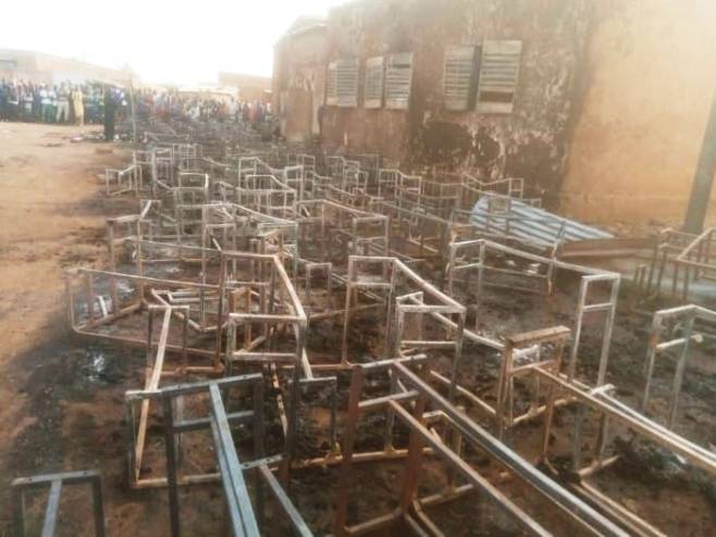 Niger - u požaru u školi stradalo 20 djece (Foto: actuniger.com) - 