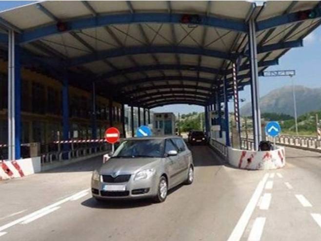 Granični prelaz između Trebinja i Herceg Novog - Foto: RTRS