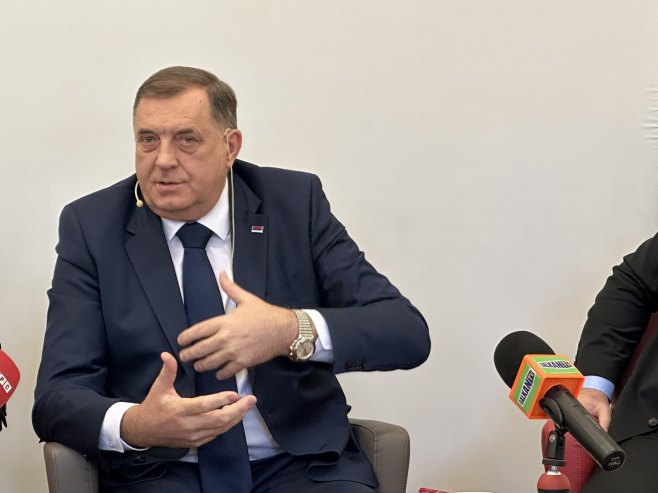 Milorad Dodik (Foto: twitter.com/MiloradDodik) - 