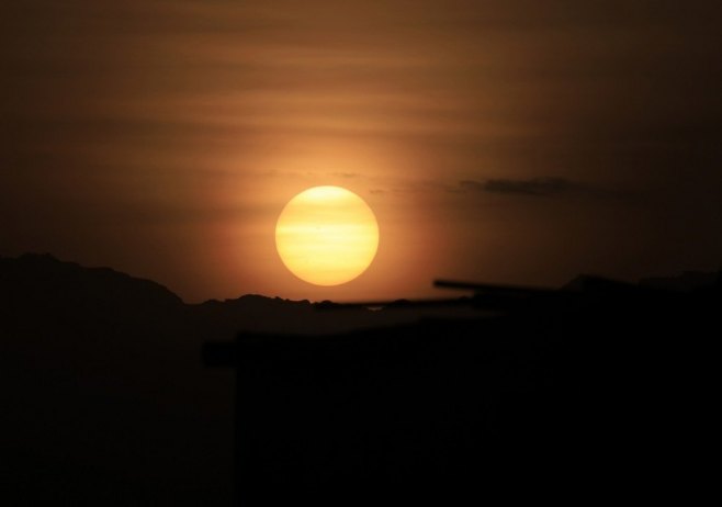 Sunce, ilustracija (Foto: EPA-EFE/YAHYA ARHAB) - 