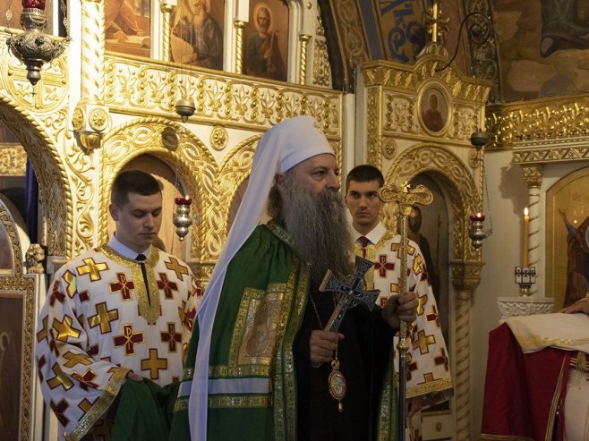 Patrijarh Porfirije na Veliki četvrtak bogoslužio u crkvi Ružici