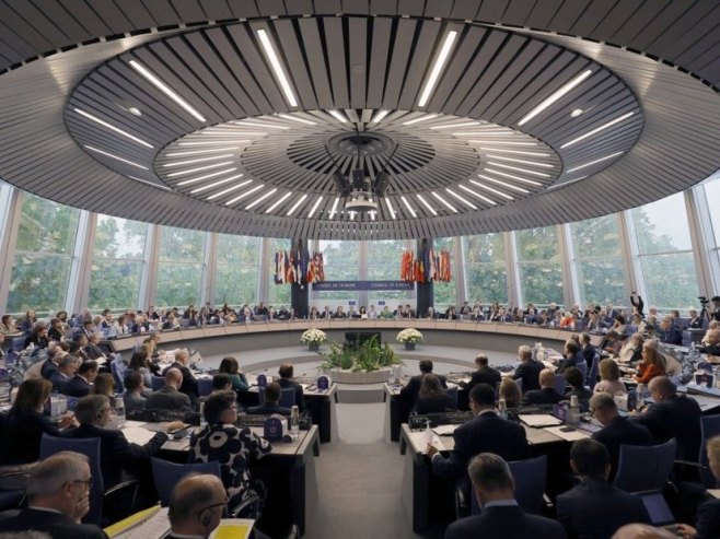 Budimpešta uložila veto na rezoluciju koja podržava "mirovnu formulu" Zelenskog