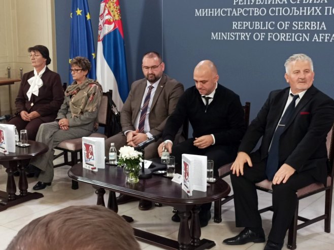 Beograd: Predstavljena knjiga "Naša ispovijest 2 – svjedočenje žena žrtava rata u Republici Srpskoj 1992 – 1995" (VIDEO) Beograd: Predstavljena knjiga "Naša ispovijest 2 – svjedočenje žena žrtava rata u Republici Srpskoj 1992 – 1995" (VIDEO)