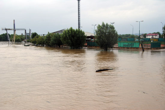 Sana prijeti da se izlije...