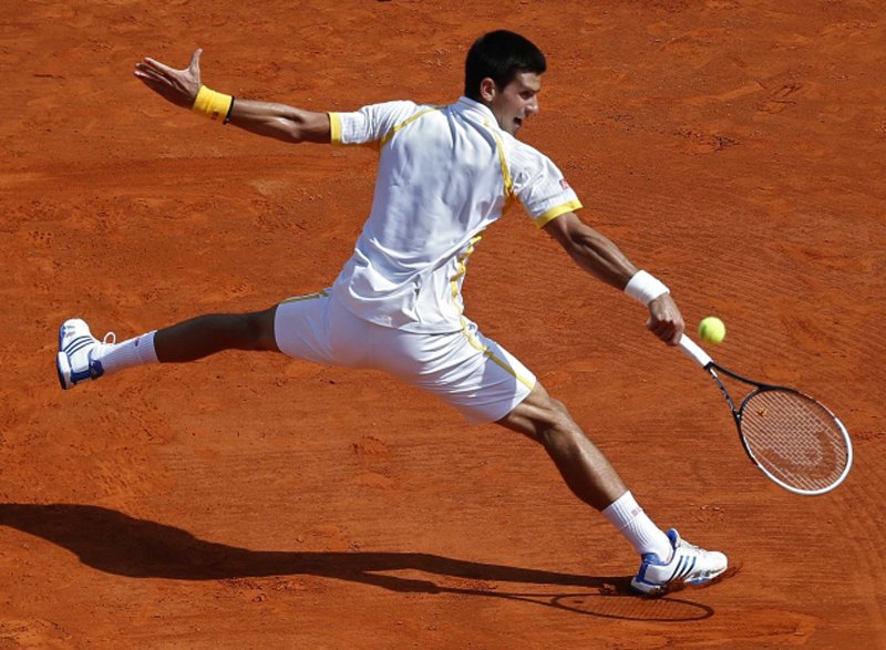 Prvi teniser svijeta Novak Đoković osvojio je titulu na masters turniru u Monte Karlu, pošto je u finalu sa 6:2, 7:6 (7:1) savladao branionca titule Španca Rafael Nadala...