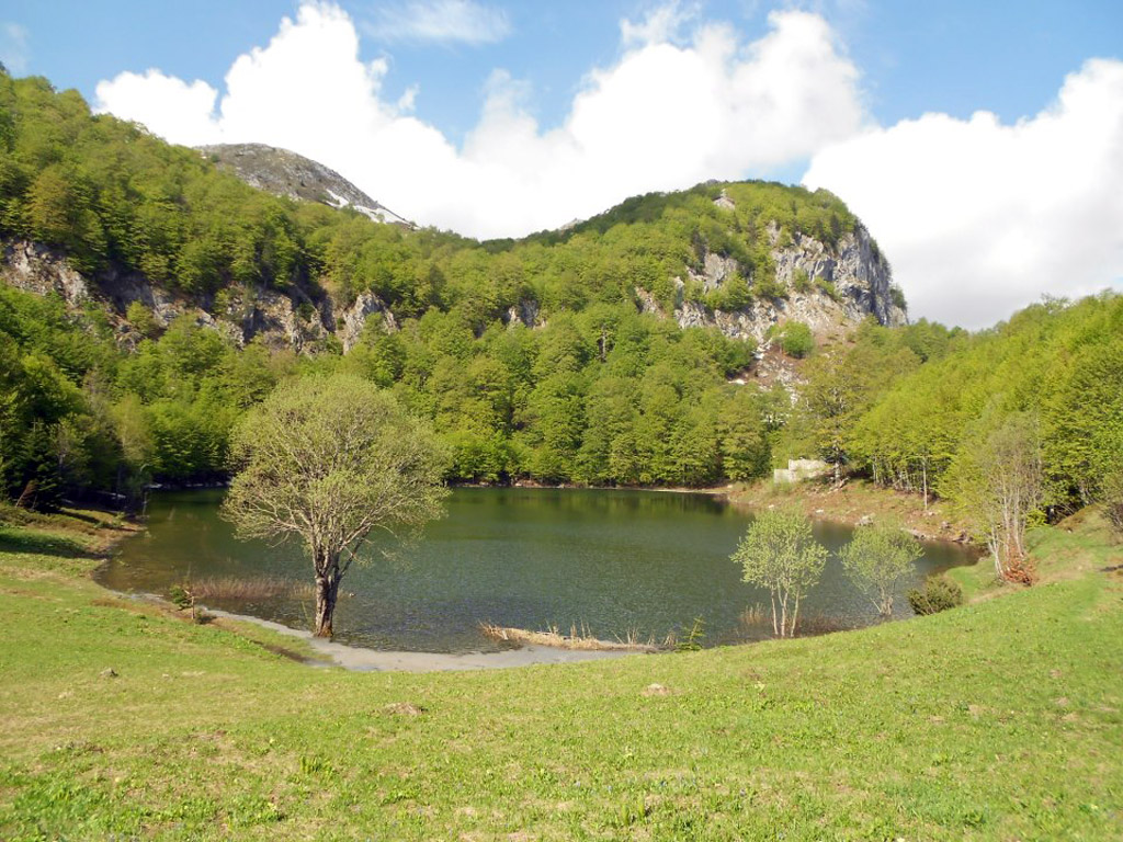 Srijeda, 15.maj 2013. / Vojislav Vladičić, Foča - Јezero Donje Bare, Zelengora...